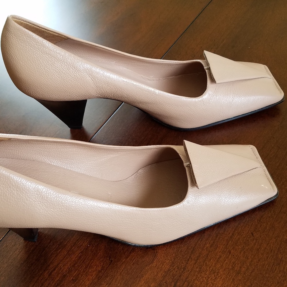 Jil Sander Beige leather Square Toe Pumps